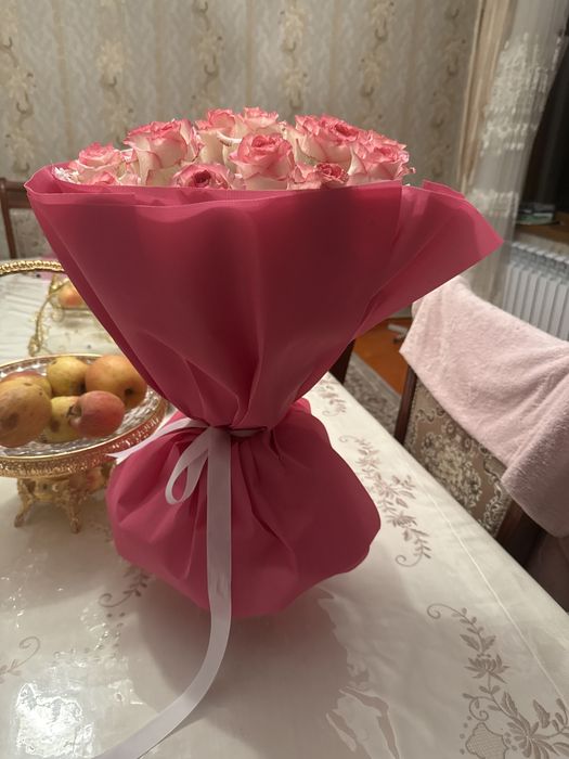17 роза,в хорошем состоянии