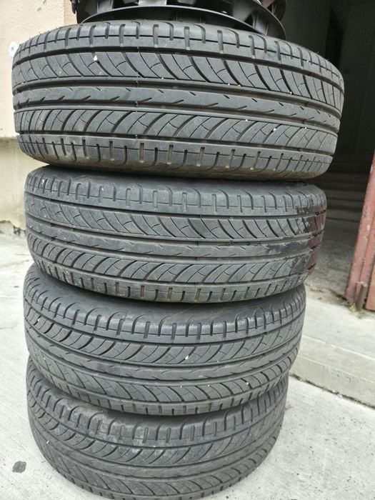 Anvelope vara cu jante vw