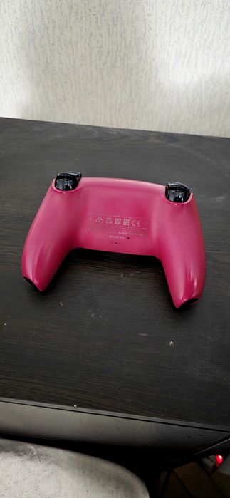 Плейстейшън 5  джойстици