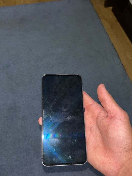 Продам Samsung s24fe