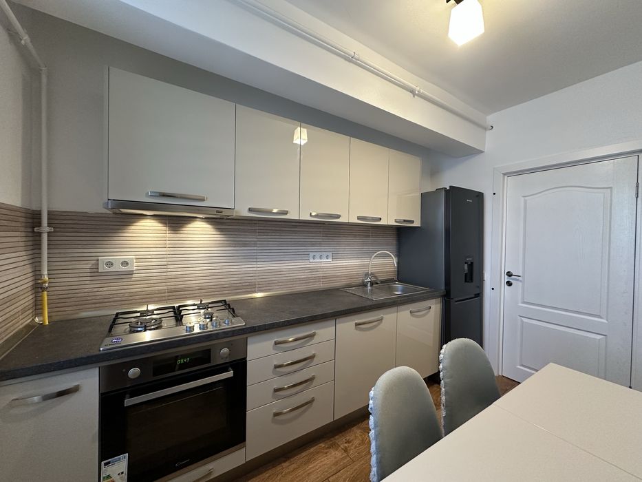 Apartament 2 camere de inchiriat , bloc nou cu lift