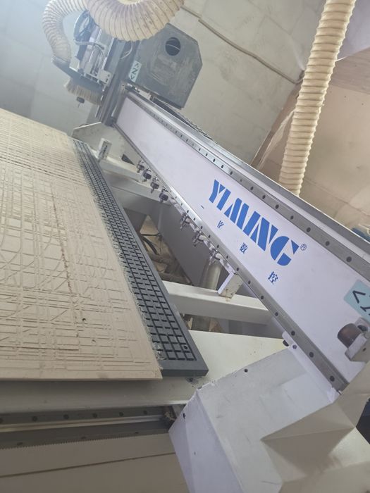 ЧПУ станок Syntec, 8 инструментов автосмена.
