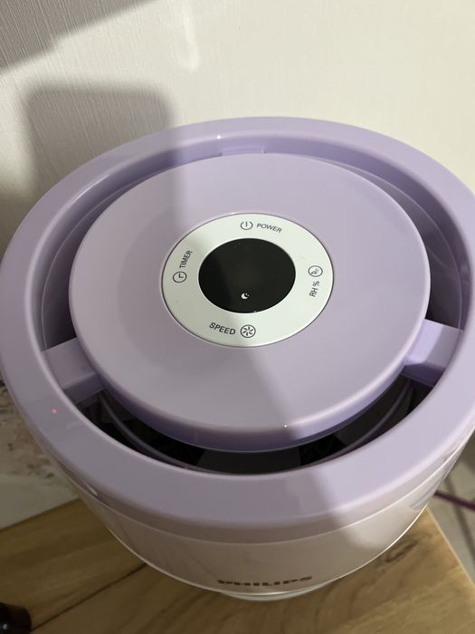 Продам увлажнитель воздуха Филипс