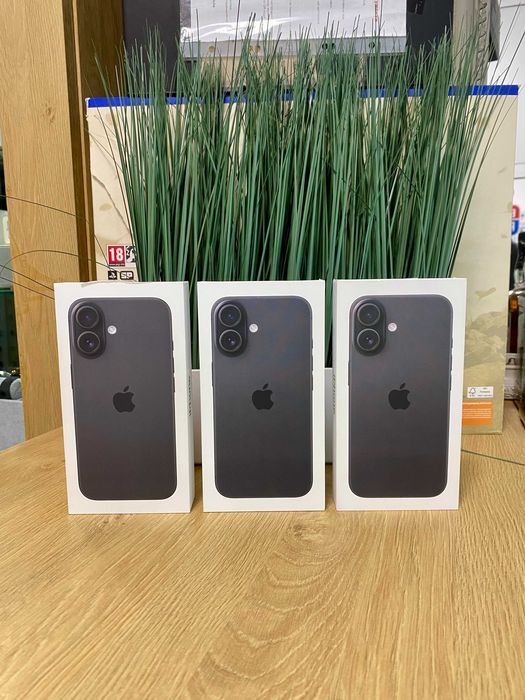 ЧИСТО НОВ ! НЕРАЗПЕЧАТАН ! Apple iPhone 16, 128GB, Black, 36 М. ГАР.