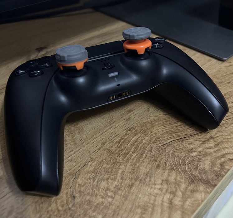 DualSense 5 для PS5 — отличное состояние!