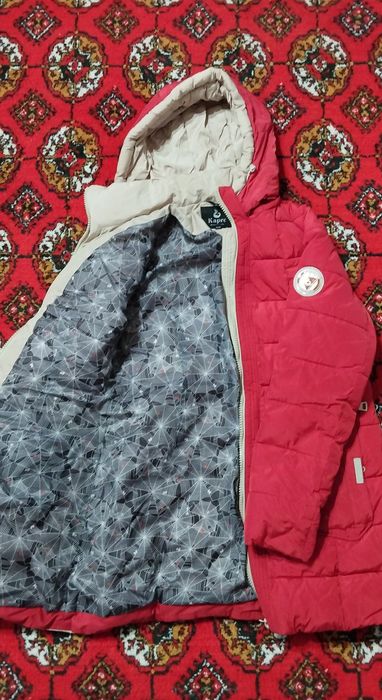 Ayollar uchun qishgi kurtka