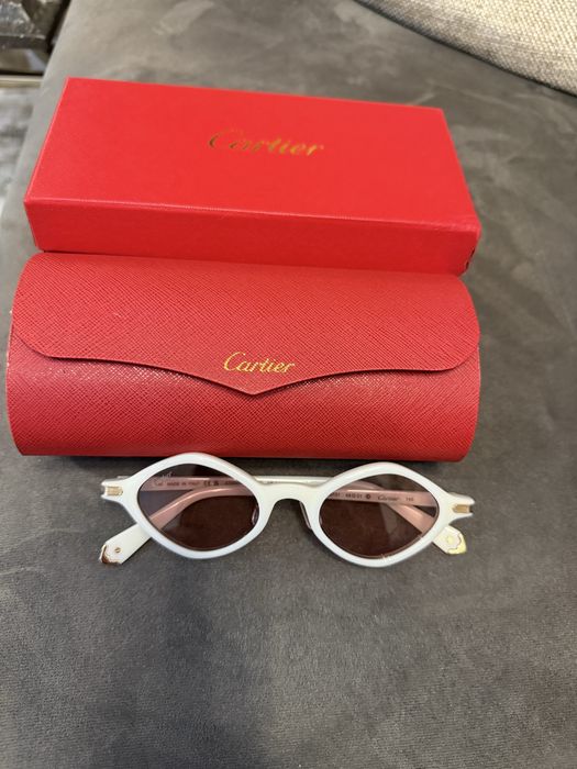 Cartier очила бели нови