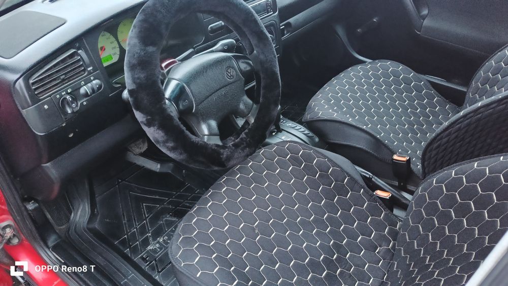 Продам гольф 3  1.8 моно впрыск