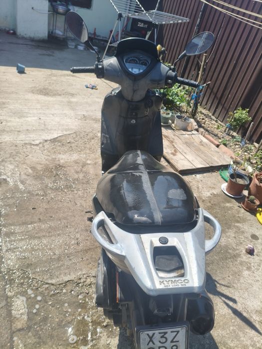 Vând kimco agility de 50 mai multe detalii la tel