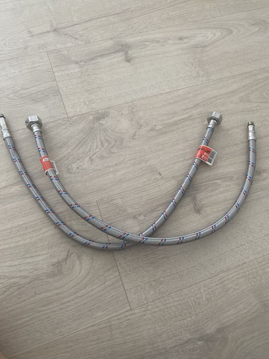 Подводка гибкая 60 см