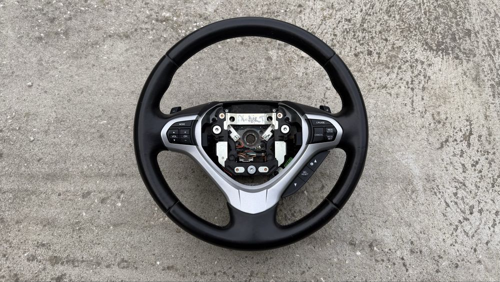 Продавам волан за Honda Accord 8 - Перфектен