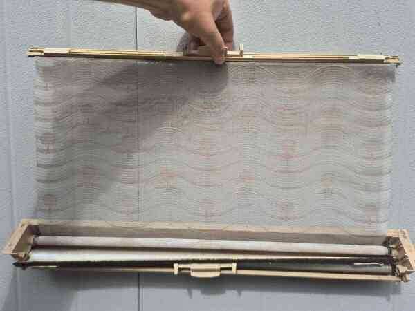 Jaluzele tip retractabil geamuri rulota