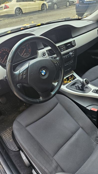Bmw e90 an 2010.
