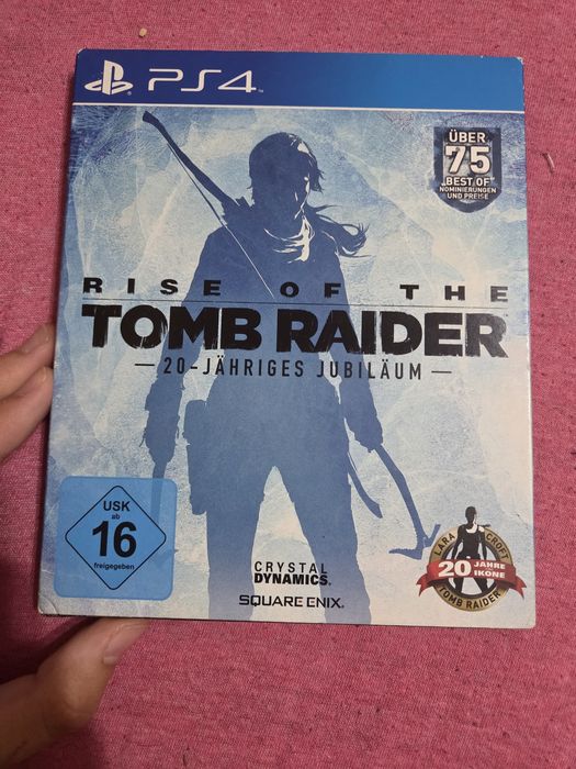 Vând joc Rise of The Tomb Raider ediție specială cu artbook pentru ps4