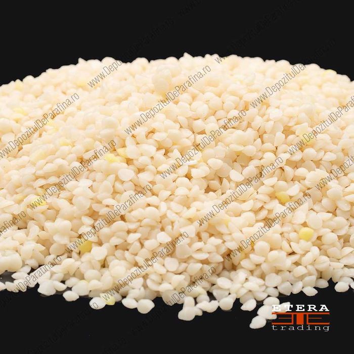 Ceara de parafina pentru uz casnic si industrial