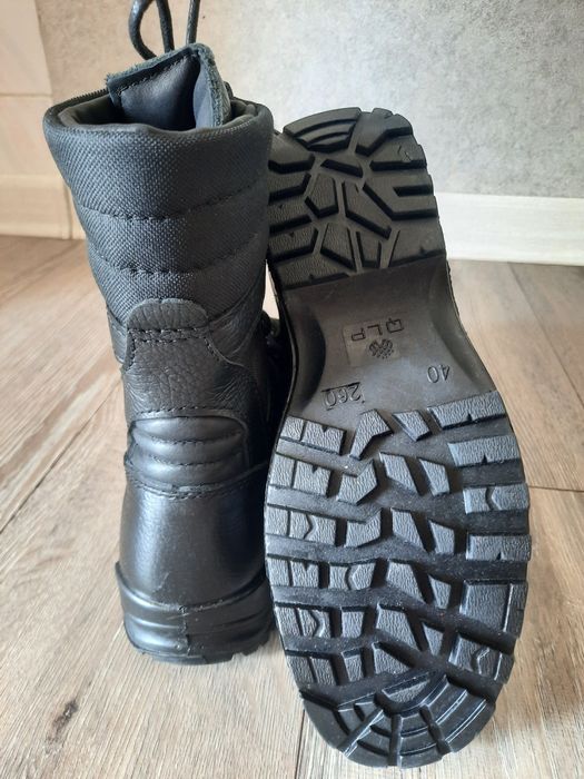 Продам берцы новый