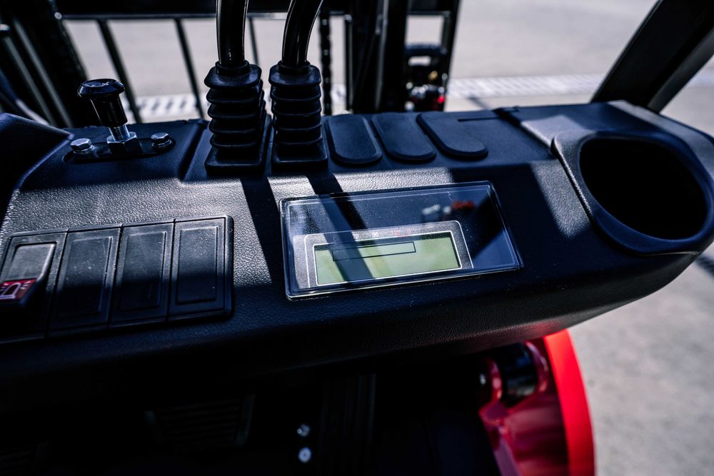 Вилочный погрузчик бензиновый НС