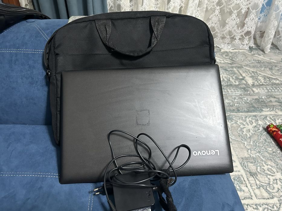 Ноутбук Lenova.      .