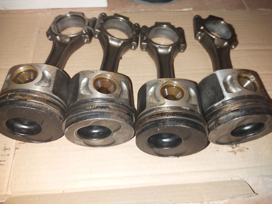 Vand pistoane De A4 b5 1.9 ATJ 2001