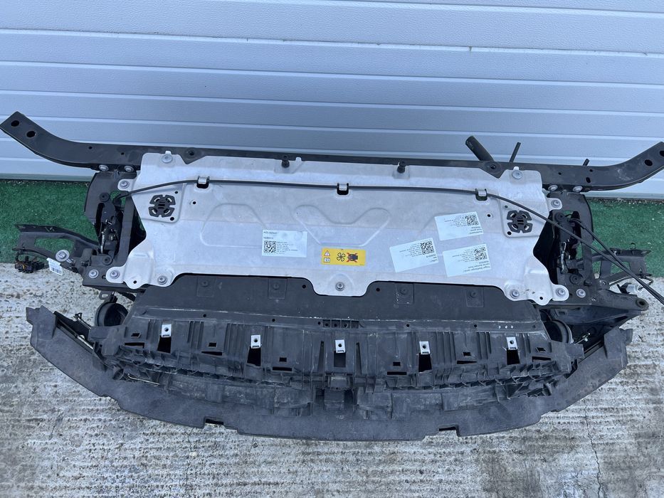 Trager cu radiatoare BMW G08