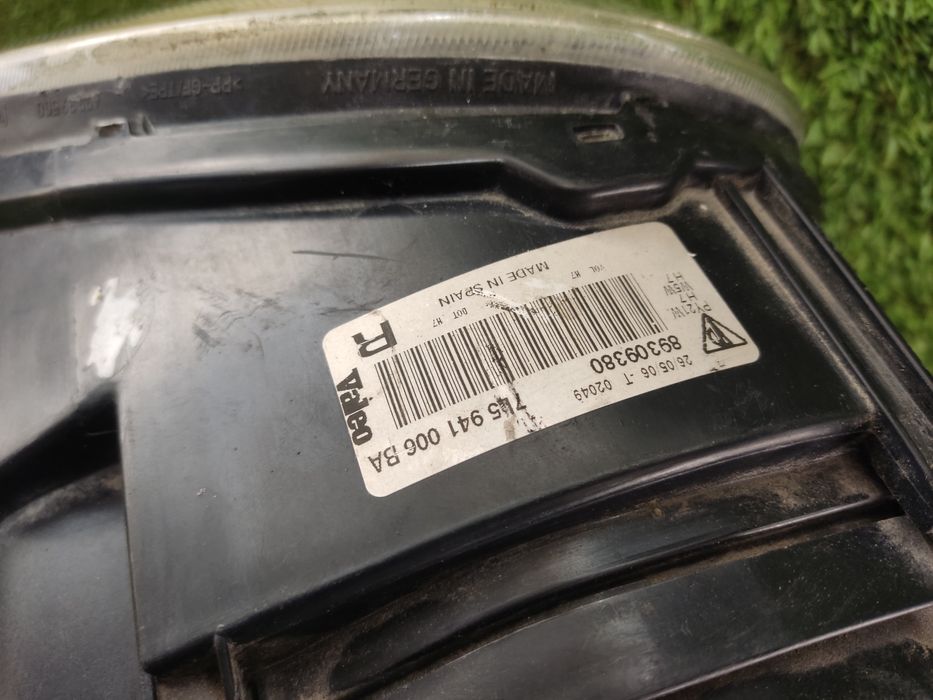 Фара Porsche Cayenne