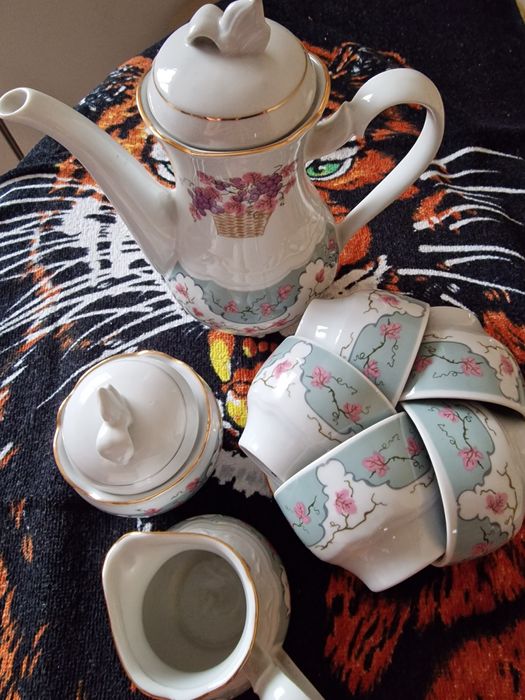 Немецкий чайный сервиз KAHLA