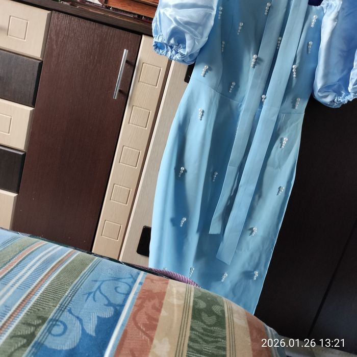 Платья бу продам