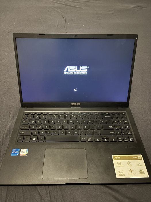 Vand laptop Asus Vivobook