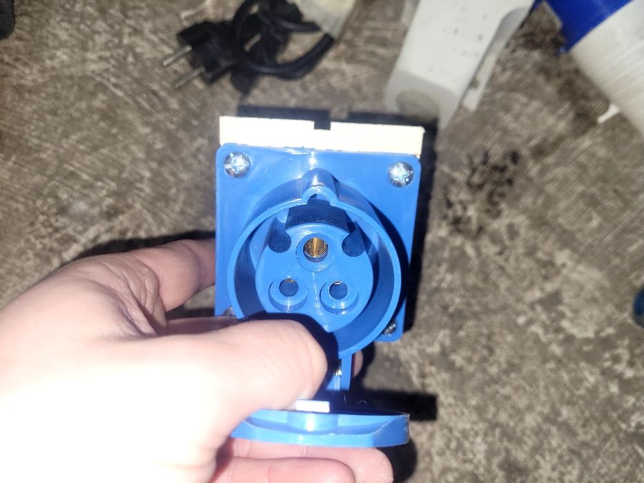 Розетки разные для строительства