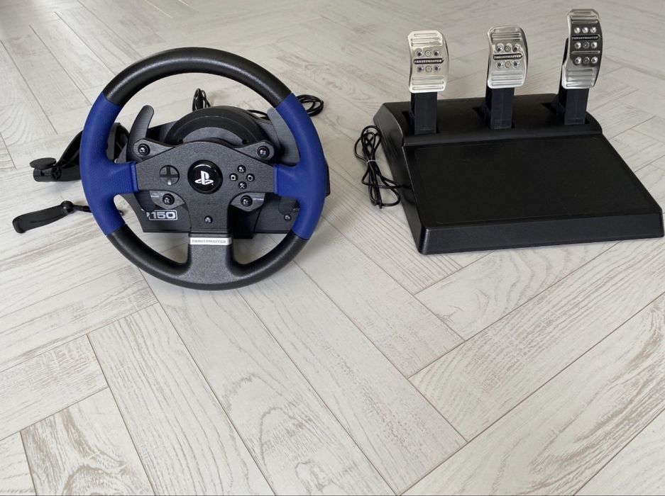 Продам игровой руль THRUSTMASTER T150 pro