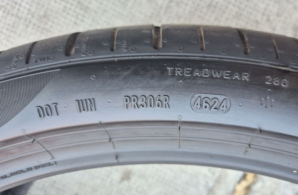 Set 2buc 275/35 R22  104Y XL Pirelli P Zero ll *BMW vară