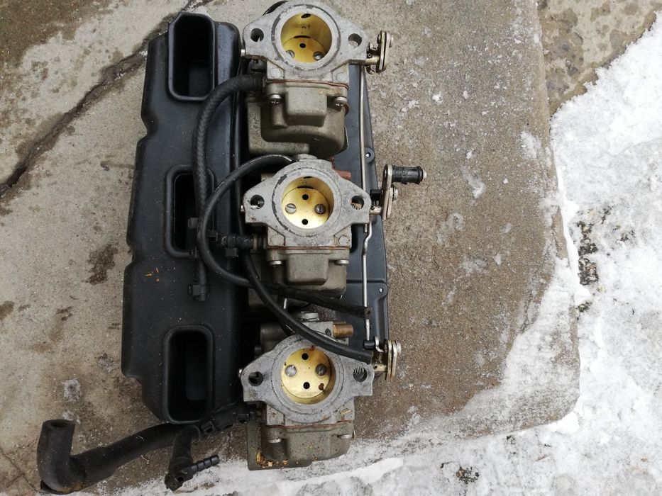 Карборатори извънбордов двигател  JOHNSON