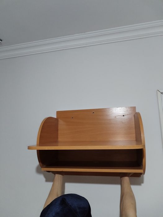 Телевизор подставкамен бірге