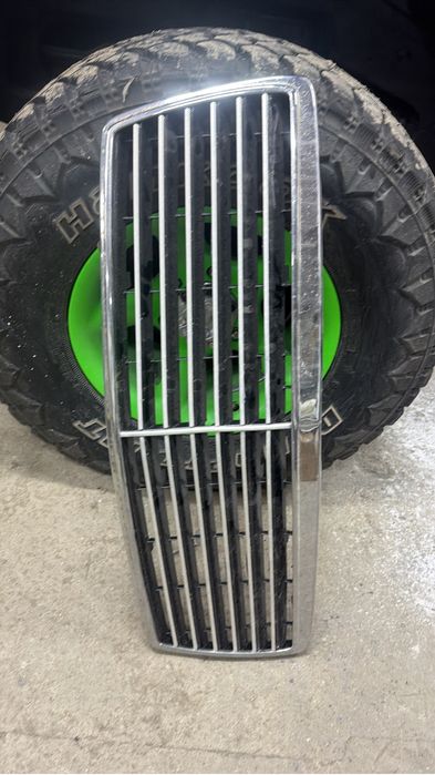 Решётка радиатора Мерседес 140!!!