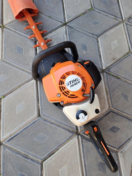 Foarfeca Gard Viu Stihl HS 82 R