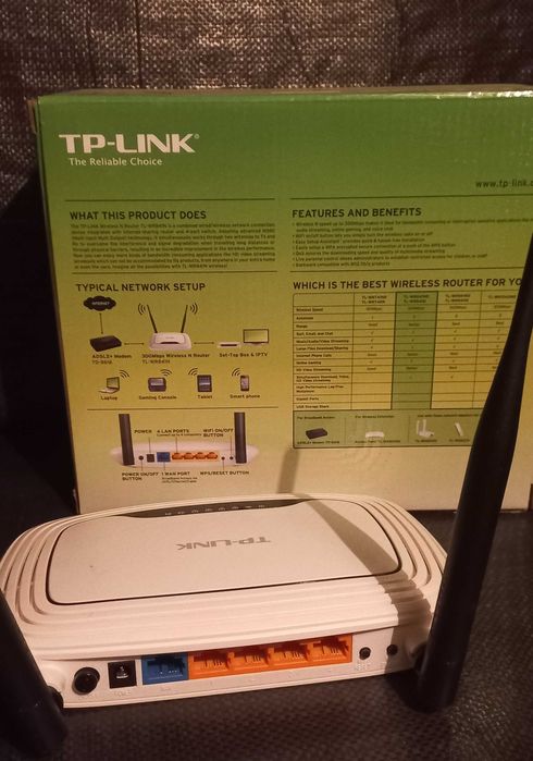 Безжичен рутер TP-Link TL-WR841N 300Mbps с две антени за стабилен сигнал