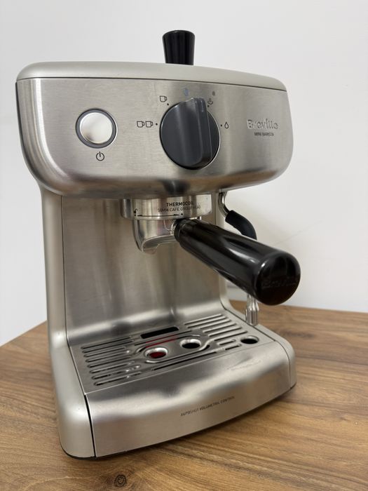 Espressor Breville Mini Barista + optional rasnita Melitta Molino