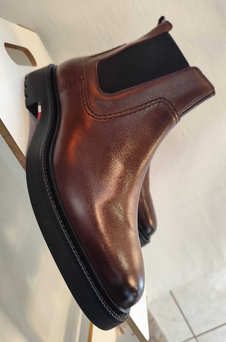 Ghete chelsea 43 premium Tommy Hilfiger NOI piele naturala moale cogna