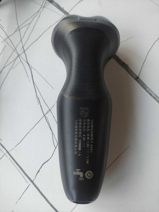 Электробритвы Филипс и Национал