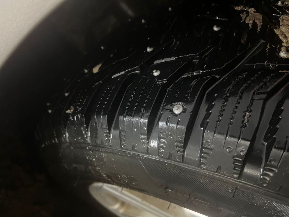 Продам зимние шины