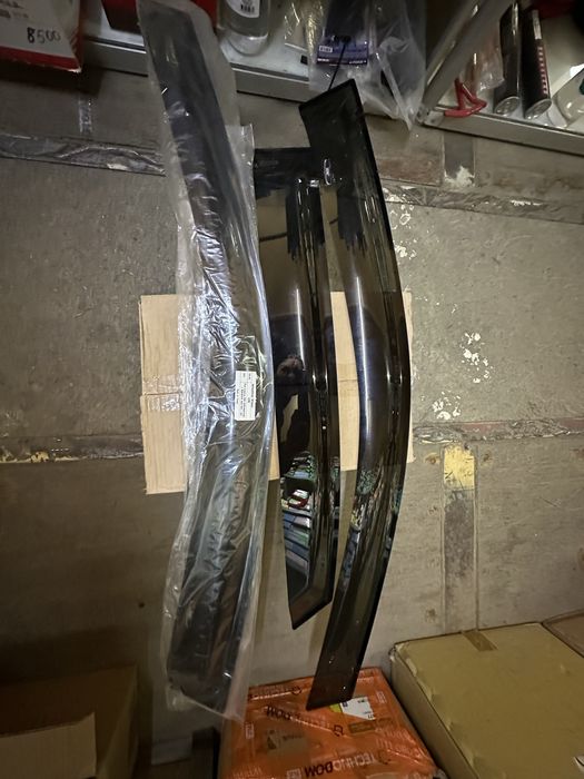 Ветровик Lexus Rx-330, Rx-350