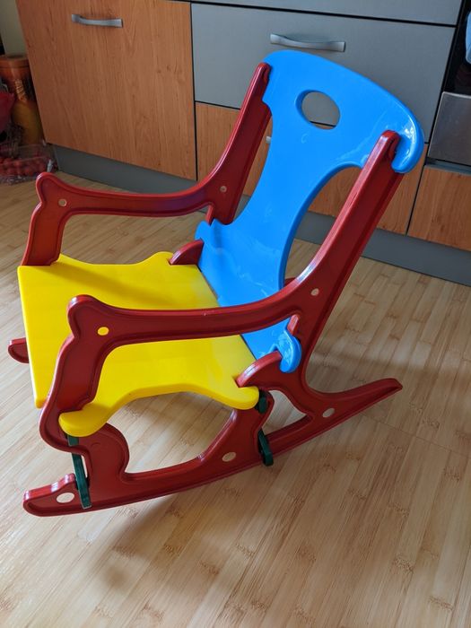 Детско люлеещо столче