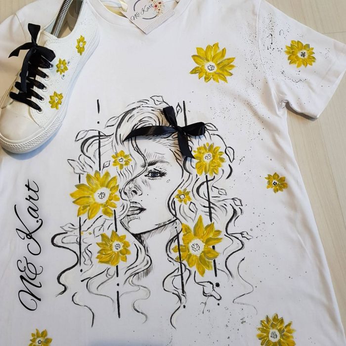 Ръчно рисувани тениски и кецове