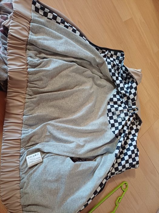 Ветровка размер 38