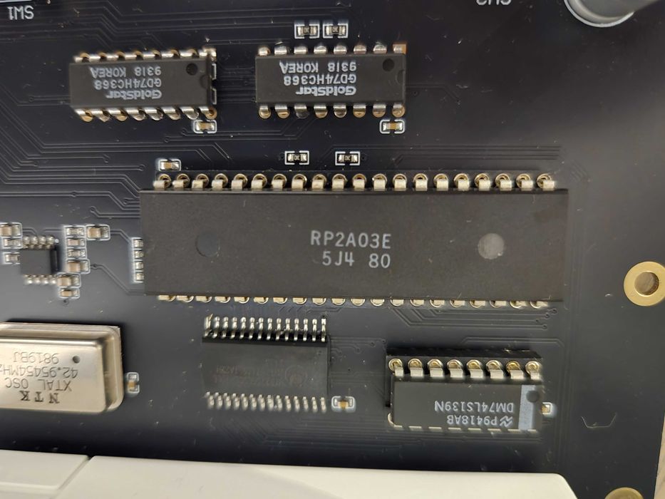 CPU RP2A03E Ntsc / Nintendo NES / Famicom