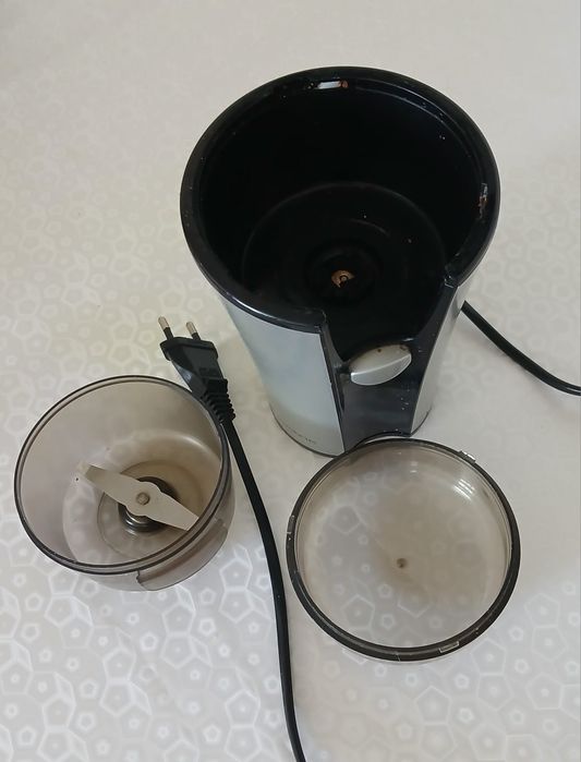 Продаю блендр маленький