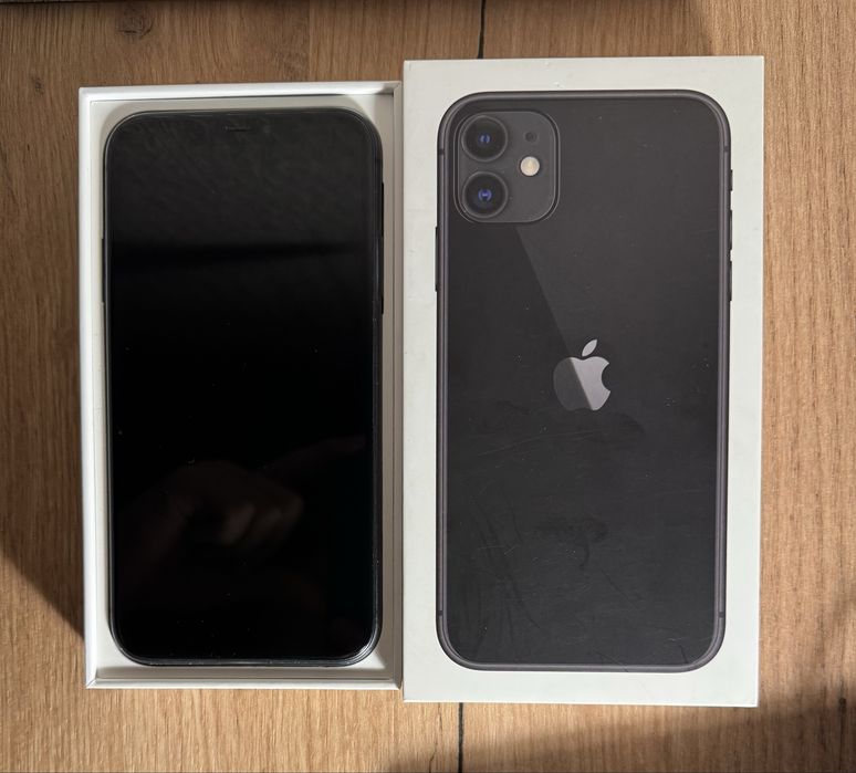 Продаю IPhone 11
