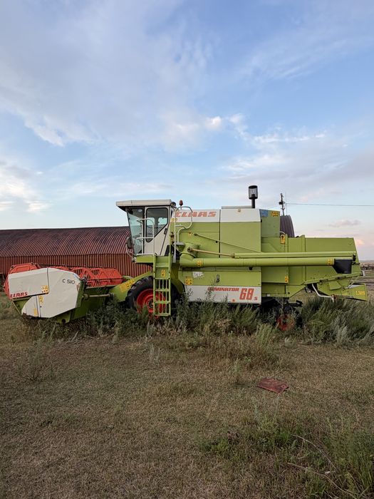 Комбайн Claas dominator