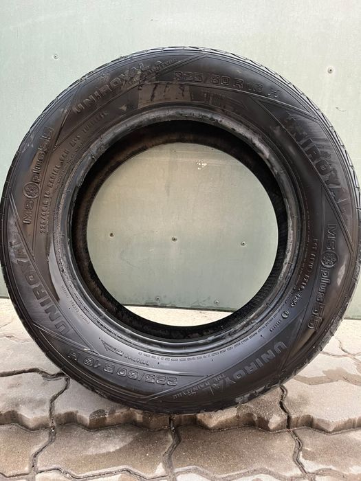 Продам резину 225 60 r16