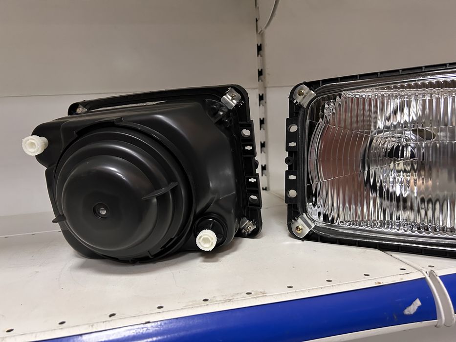 Фары на Marsedes T1 сапог